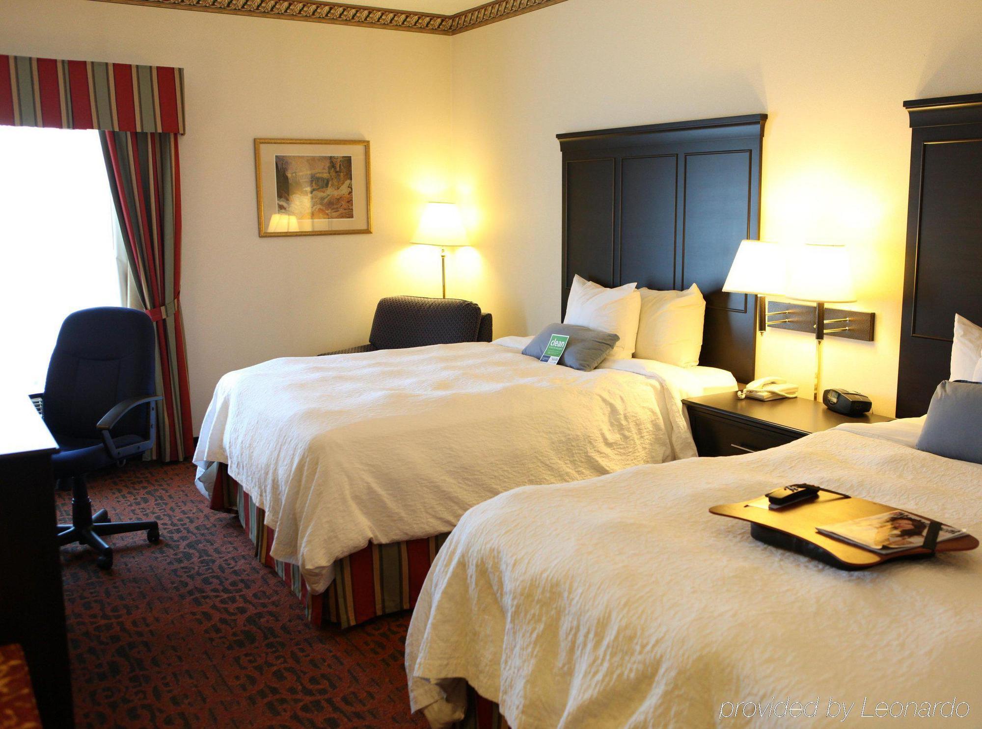 Country Inn & Suites By Radisson, Toronto Mississauga, On Стая снимка